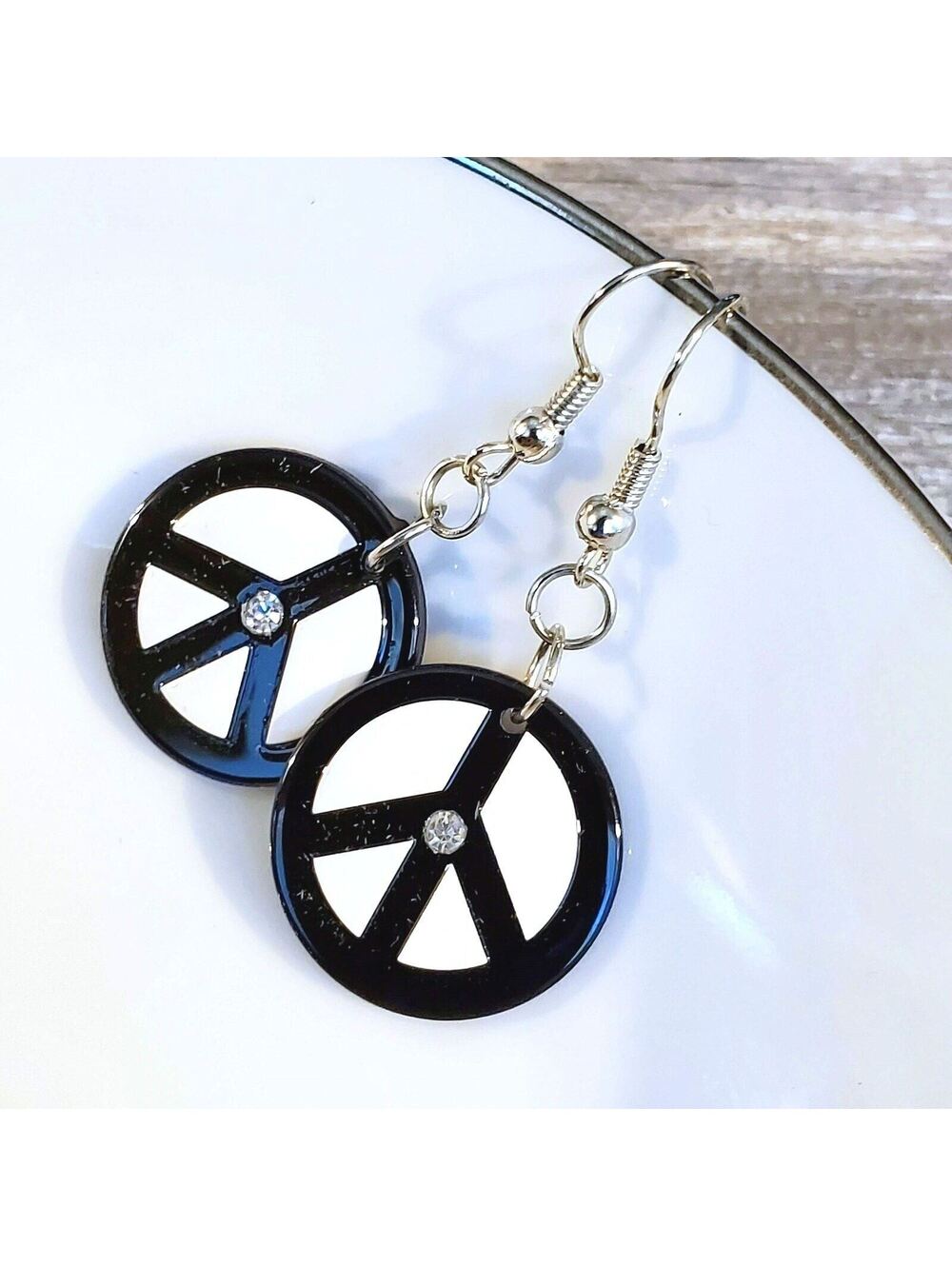 Vintage Y2K White Black Lucite Austrian Crystal Round Peace Sign Earrings - Picture 9 of 9